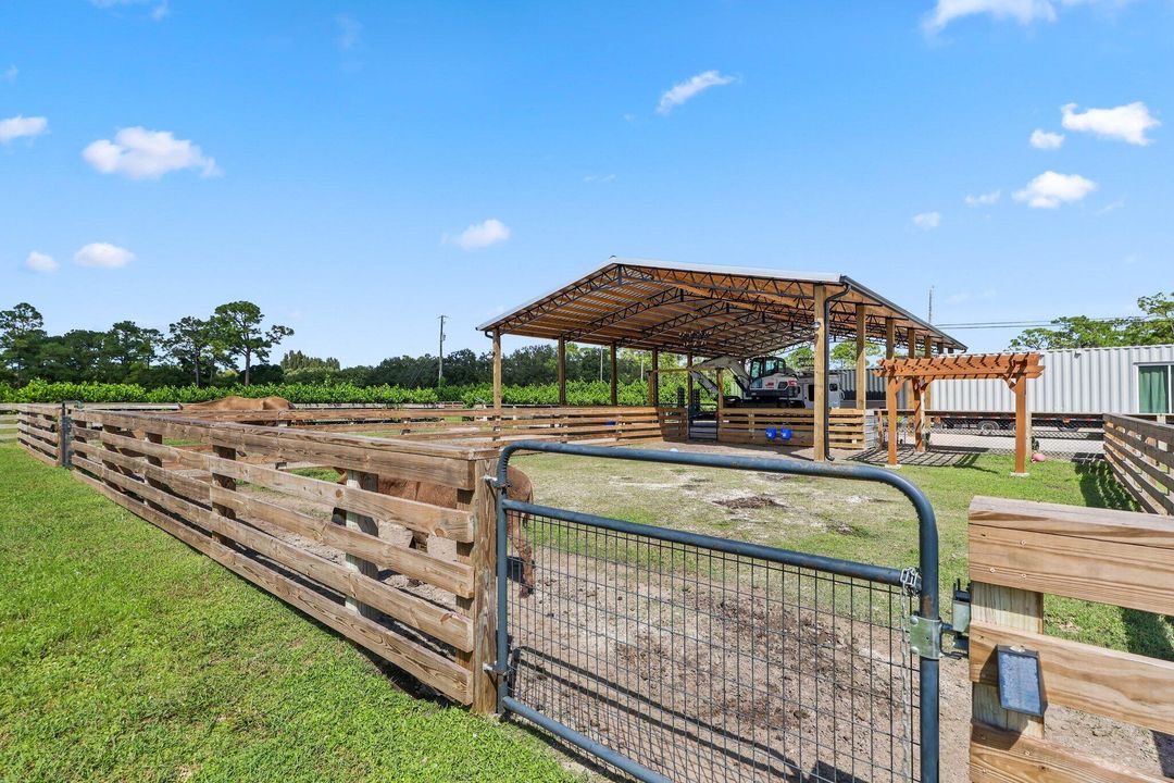 For Sale: $1,595,000 (4 beds, 3 baths, 2324 Square Feet)