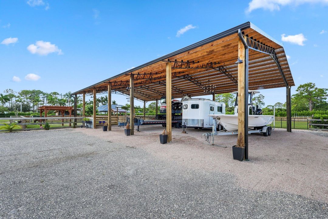 For Sale: $1,595,000 (4 beds, 3 baths, 2324 Square Feet)