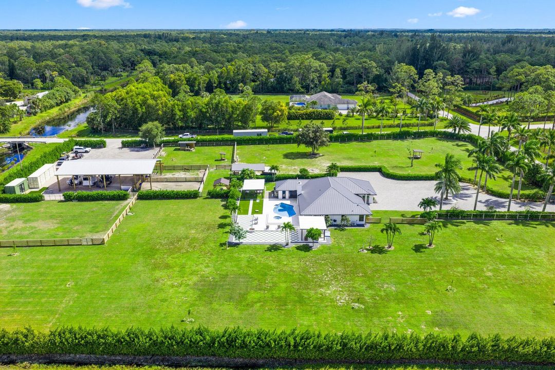 For Sale: $1,595,000 (4 beds, 3 baths, 2324 Square Feet)