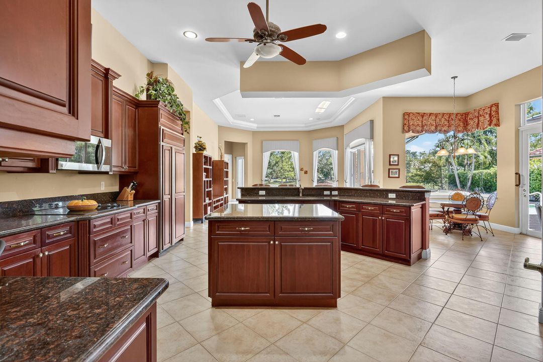 待售: $1,279,000 (4 贝兹, 3 浴室, 3651 平方英尺)