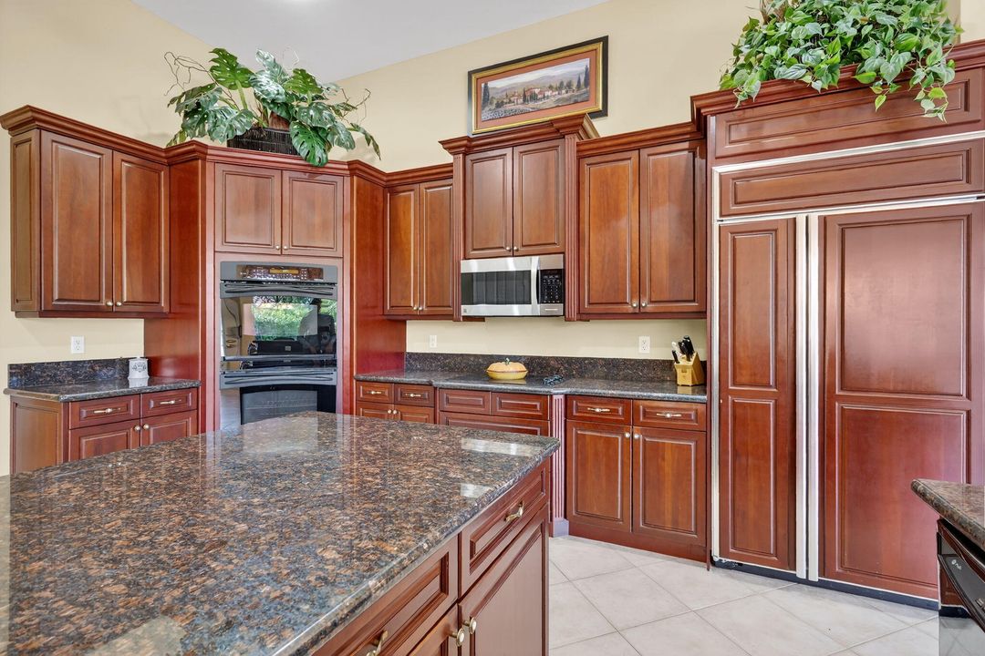 待售: $1,279,000 (4 贝兹, 3 浴室, 3651 平方英尺)