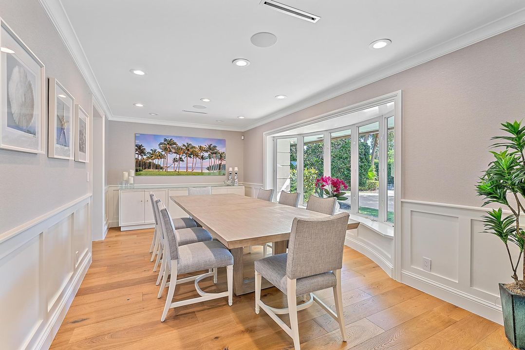 Active With Contract: $20,000 (4 beds, 4 baths, 3430 Square Feet)