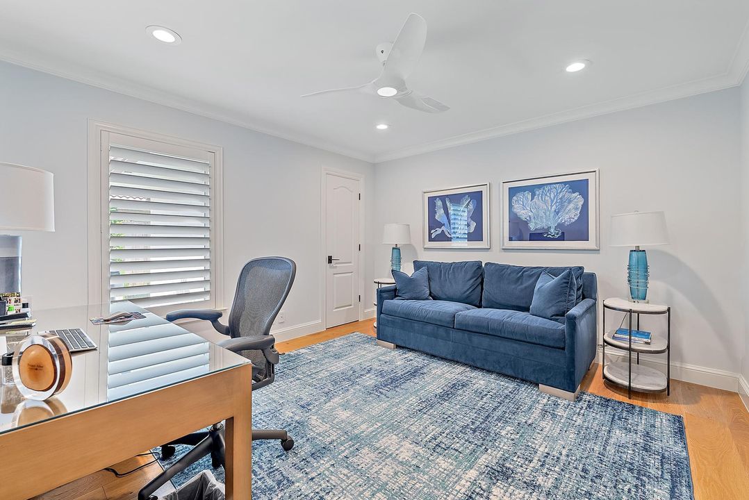 Active With Contract: $20,000 (4 beds, 4 baths, 3430 Square Feet)