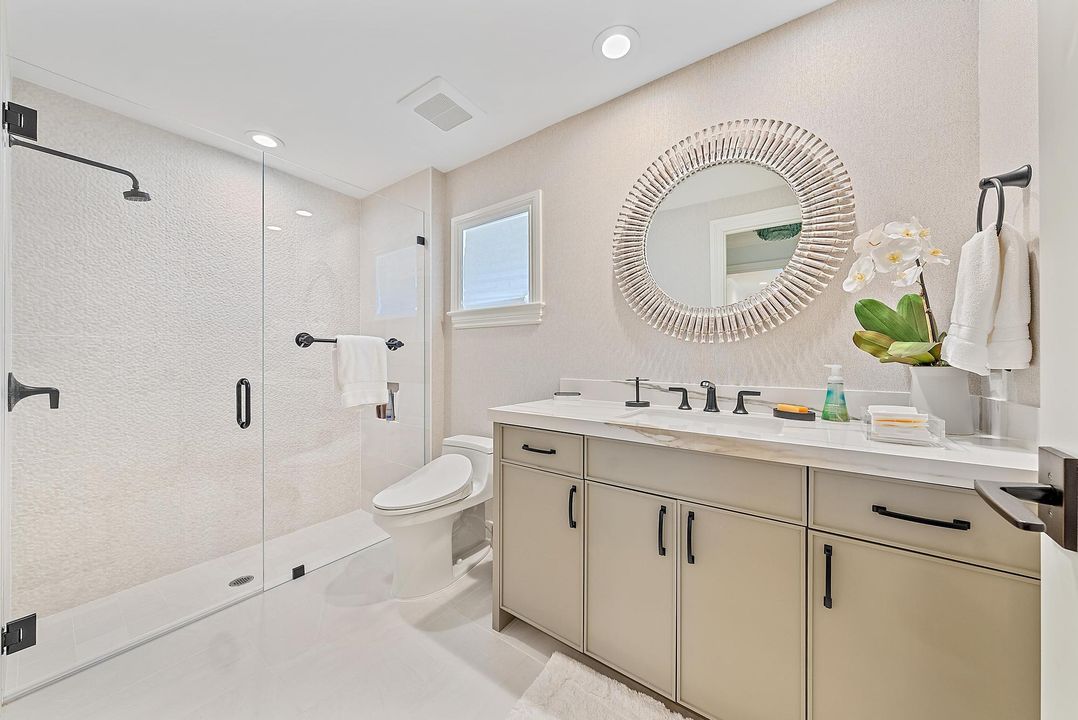 Active With Contract: $20,000 (4 beds, 4 baths, 3430 Square Feet)