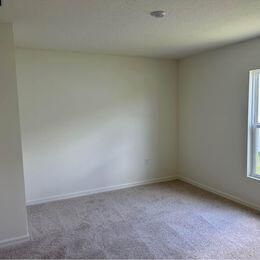 For Rent: $2,200 (4 beds, 2 baths, 1811 Square Feet)
