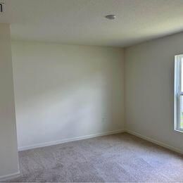 For Rent: $2,200 (4 beds, 2 baths, 1811 Square Feet)