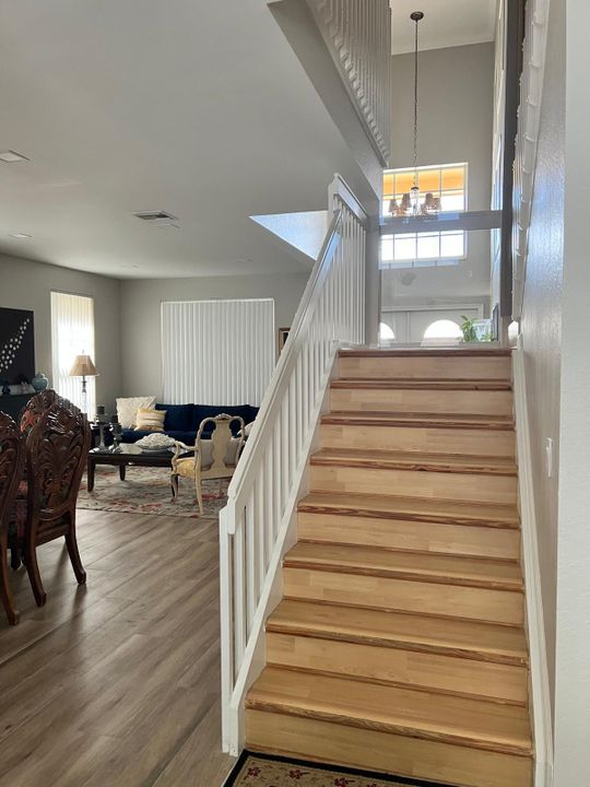 For Rent: $6,500 (4 beds, 2 baths, 2728 Square Feet)