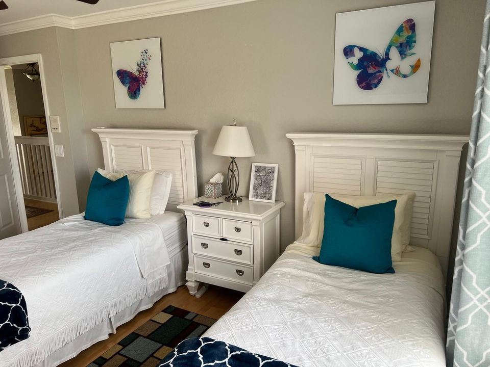 For Rent: $6,500 (4 beds, 2 baths, 2728 Square Feet)