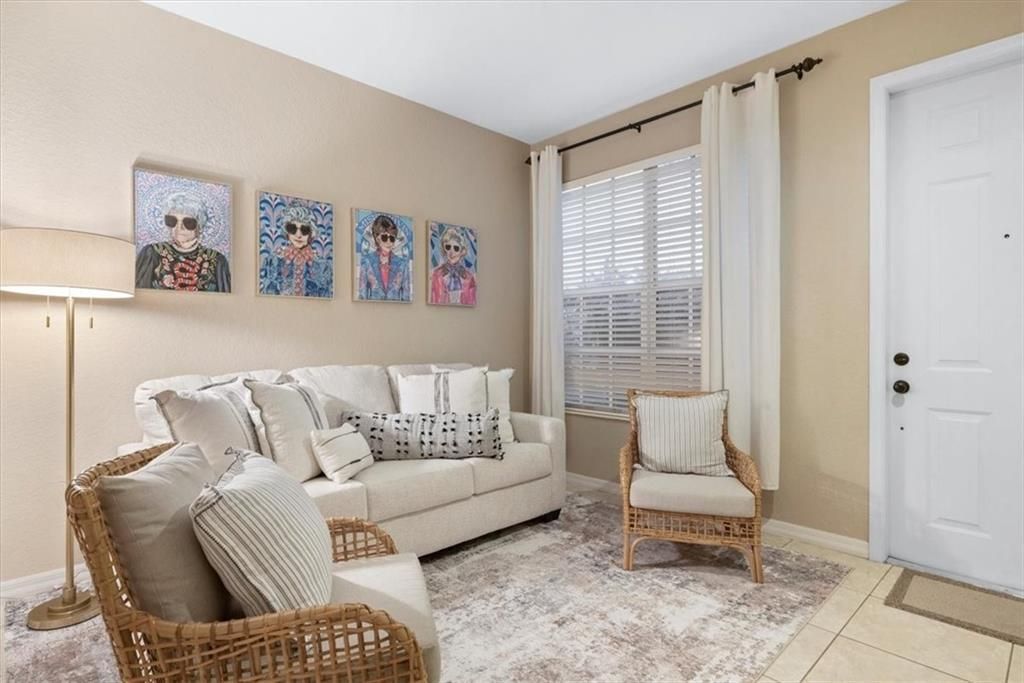 For Sale: $270,000 (3 beds, 2 baths, 1656 Square Feet)