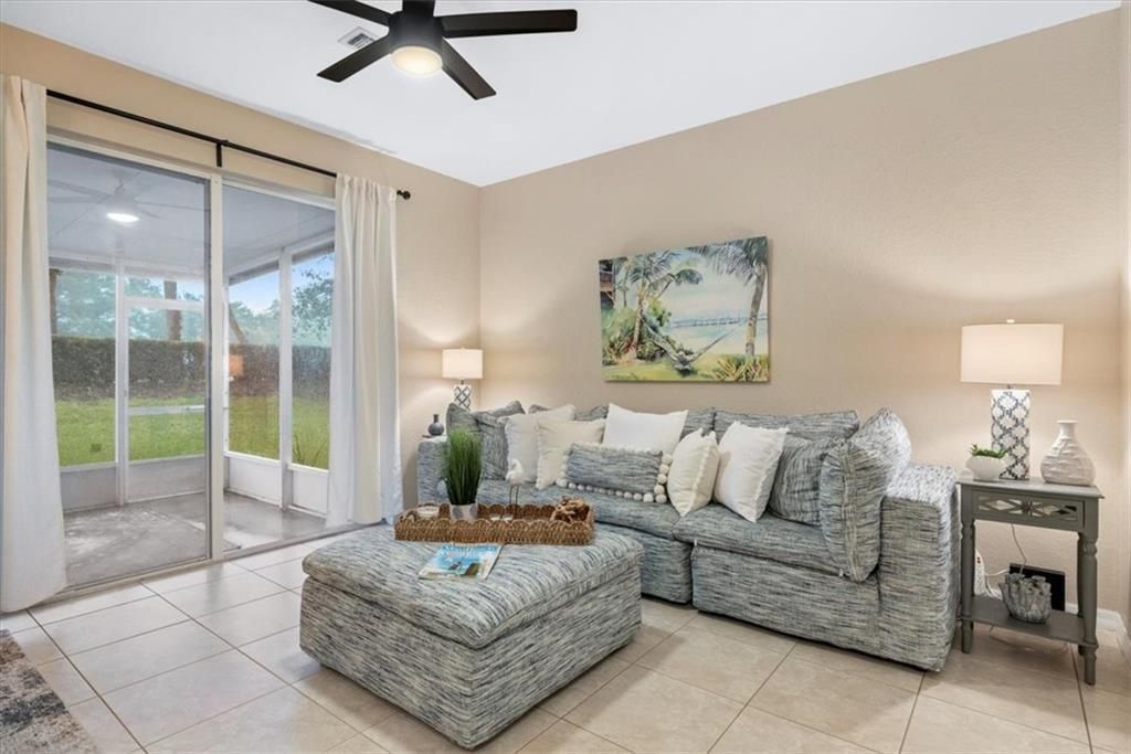 For Sale: $270,000 (3 beds, 2 baths, 1656 Square Feet)