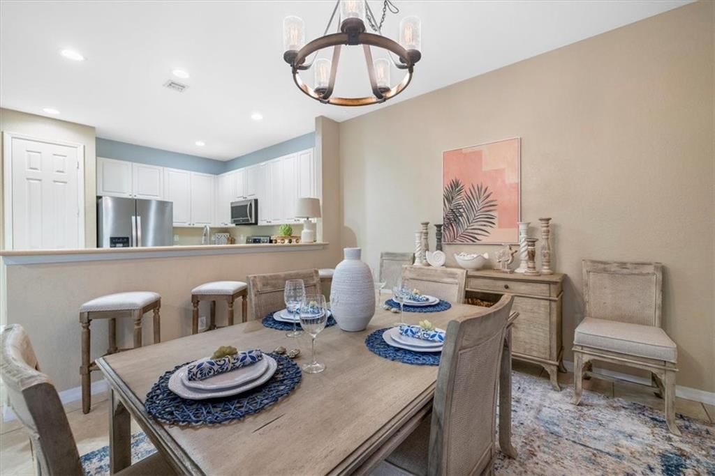 For Sale: $270,000 (3 beds, 2 baths, 1656 Square Feet)