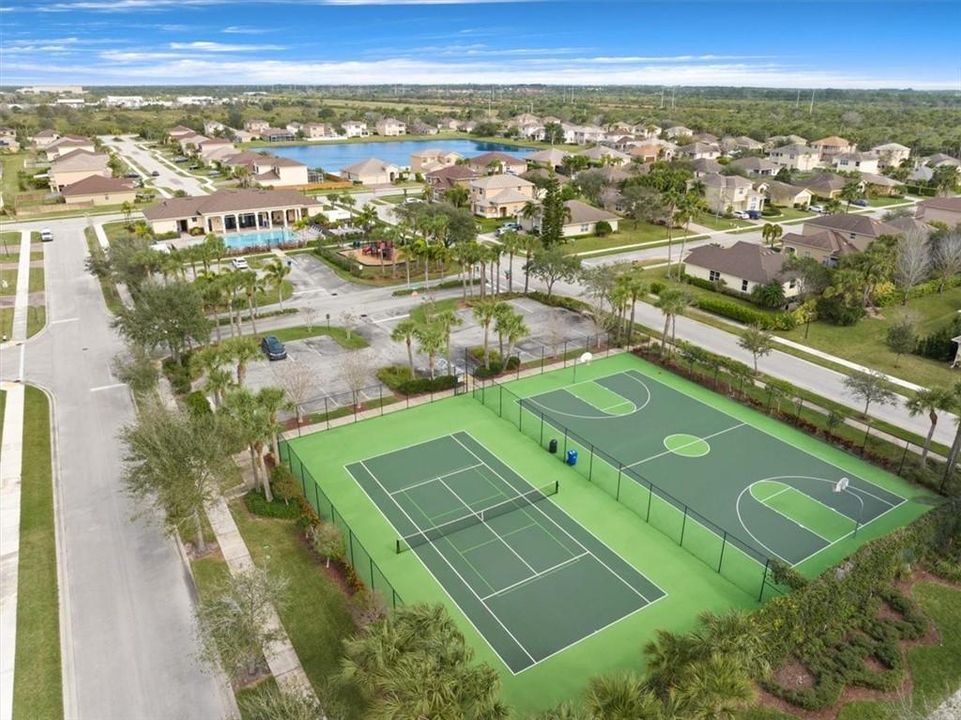 For Sale: $270,000 (3 beds, 2 baths, 1656 Square Feet)