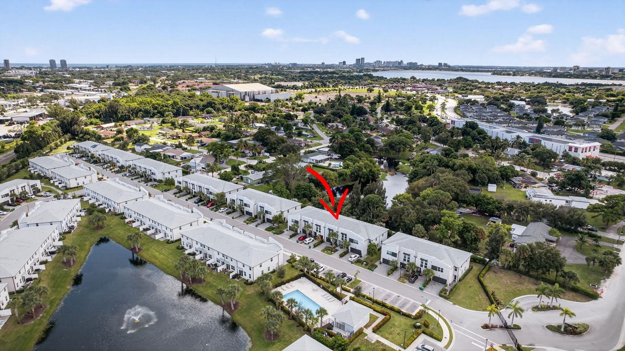 For Sale: $389,000 (3 beds, 2 baths, 1454 Square Feet)