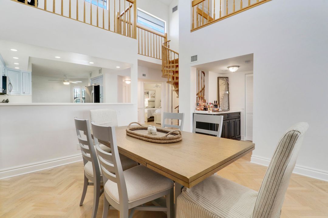 Activo con contrato: $8,500 (3 camas, 2 baños, 1543 Pies cuadrados)