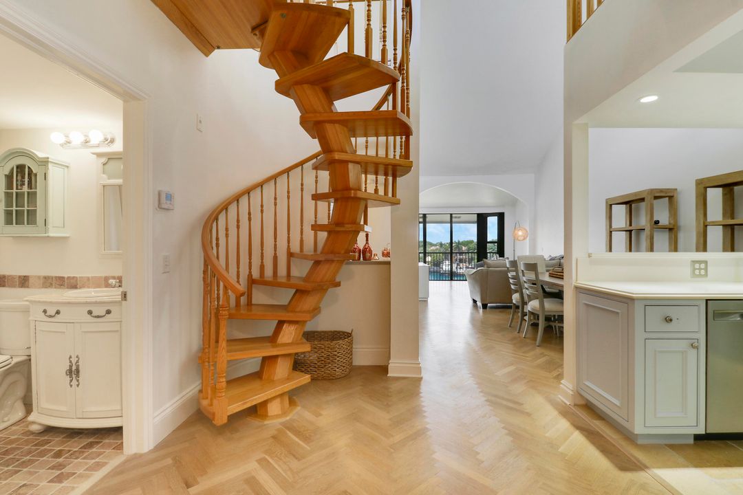 Activo con contrato: $8,500 (3 camas, 2 baños, 1543 Pies cuadrados)