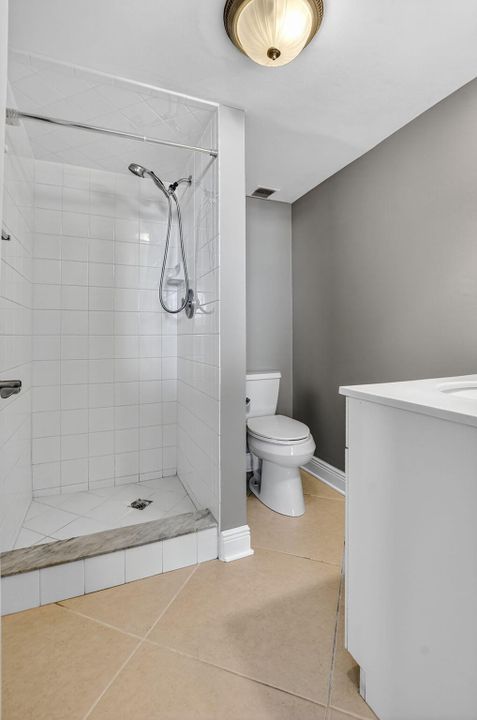 Activo con contrato: $2,500 (2 camas, 2 baños, 1130 Pies cuadrados)