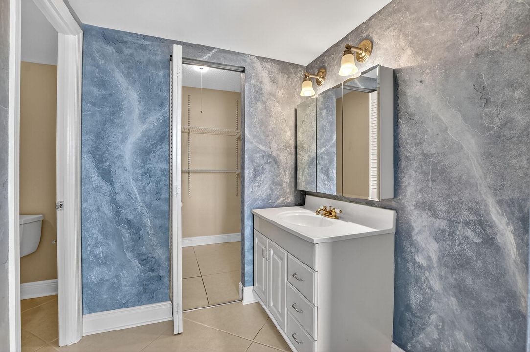 Activo con contrato: $2,500 (2 camas, 2 baños, 1130 Pies cuadrados)