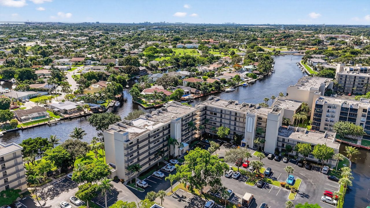 Activo con contrato: $2,500 (2 camas, 2 baños, 1130 Pies cuadrados)