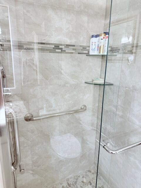 待售: $155,000 (1 贝兹, 2 浴室, 770 平方英尺)