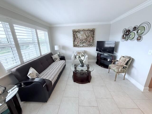 待售: $155,000 (1 贝兹, 2 浴室, 770 平方英尺)