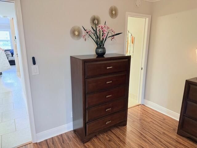 待售: $155,000 (1 贝兹, 2 浴室, 770 平方英尺)