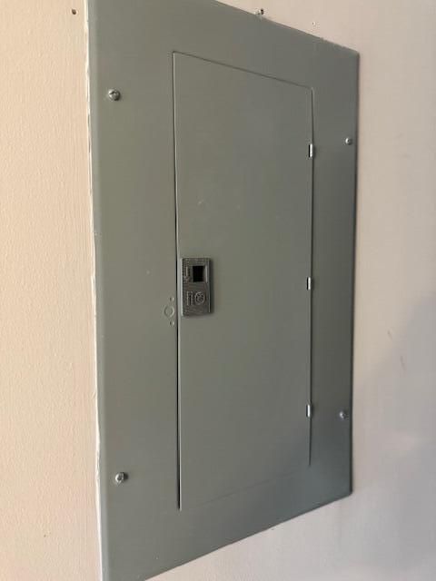 待售: $155,000 (1 贝兹, 2 浴室, 770 平方英尺)