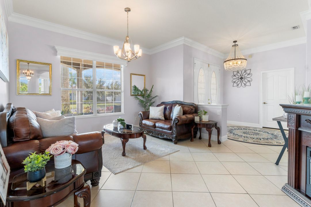 На продажу: $499,000 (4 спален, 2 ванн, 2417 Квадратных фут)