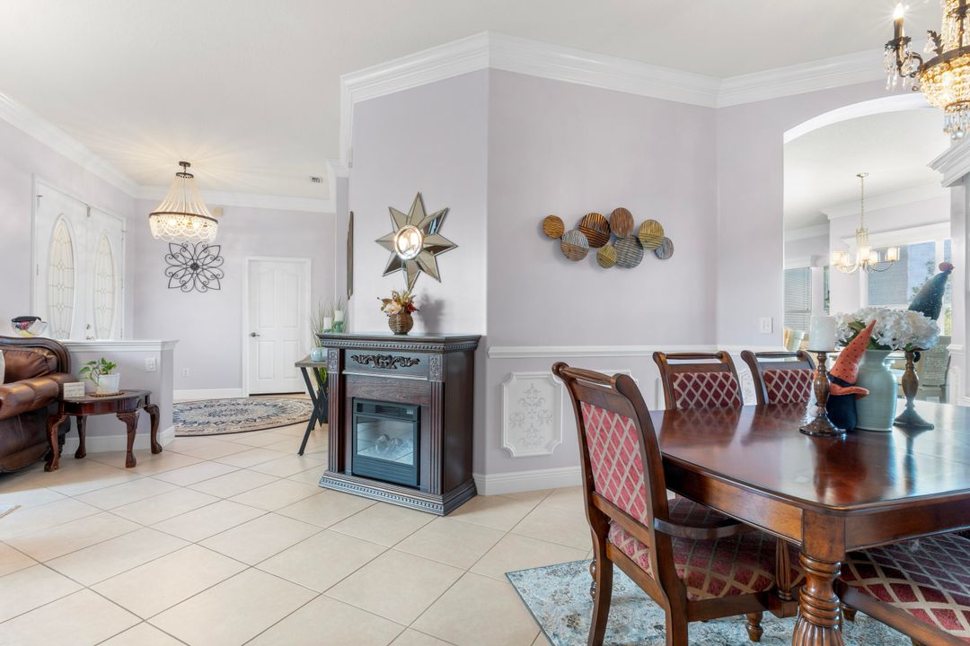 На продажу: $499,000 (4 спален, 2 ванн, 2417 Квадратных фут)