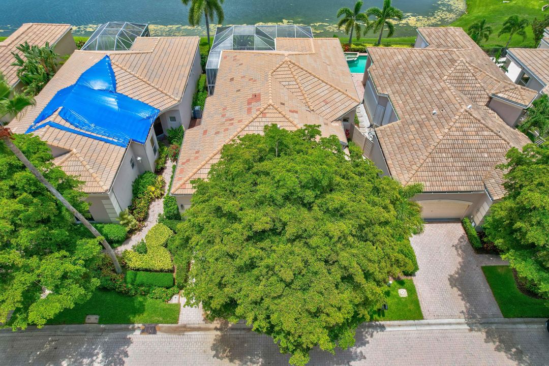 出租: $15,000 (3 贝兹, 2 浴室, 1878 平方英尺)