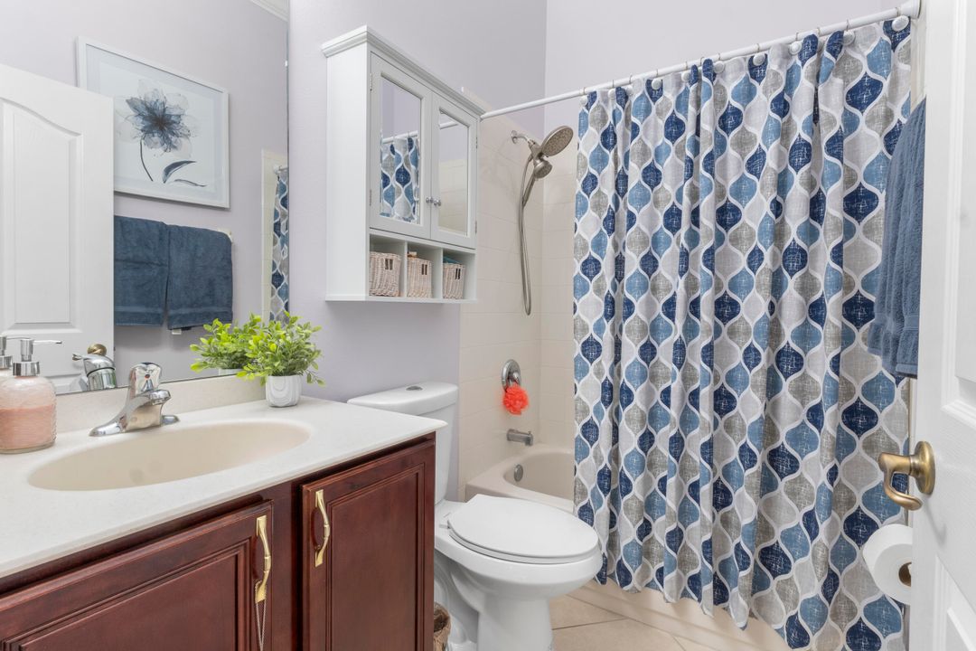 На продажу: $499,000 (4 спален, 2 ванн, 2417 Квадратных фут)