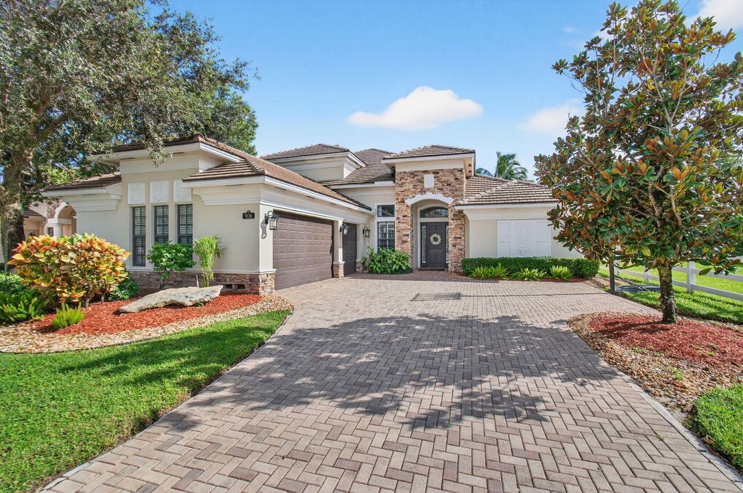 For Sale: $1,397,000 (4 beds, 4 baths, 3464 Square Feet)