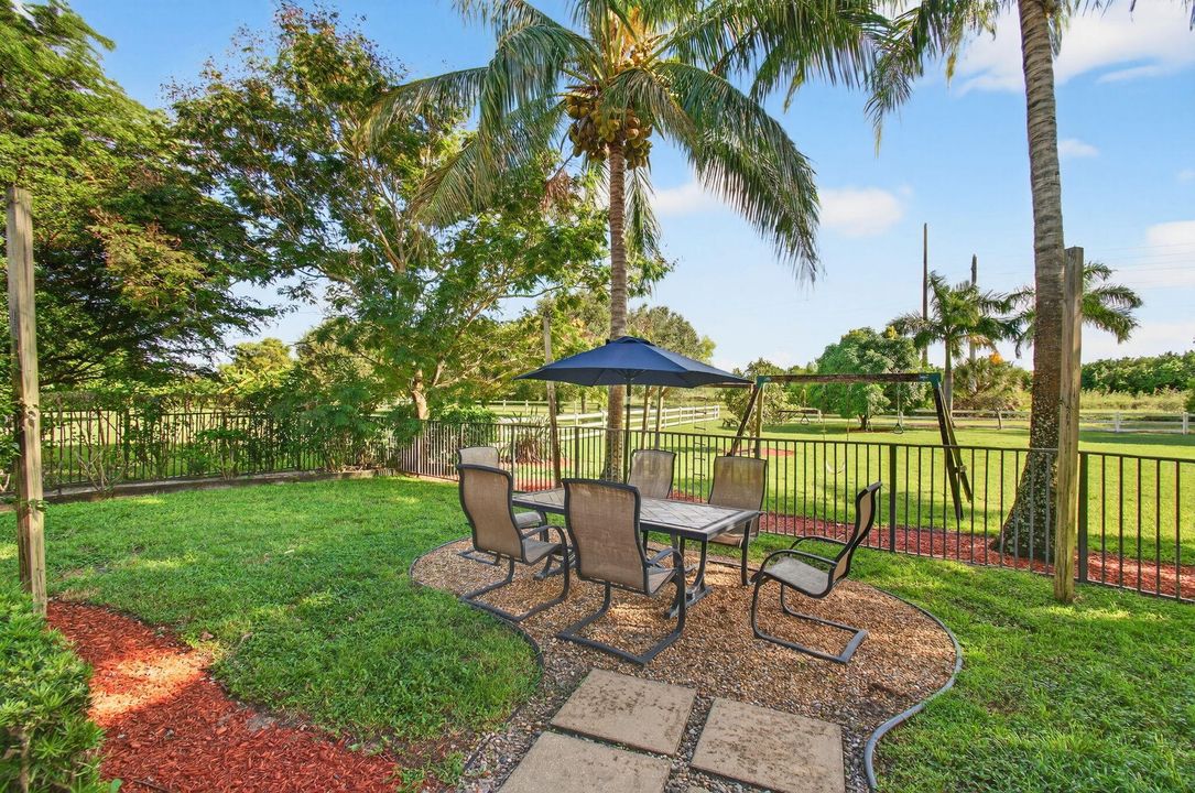 For Sale: $1,397,000 (4 beds, 4 baths, 3464 Square Feet)