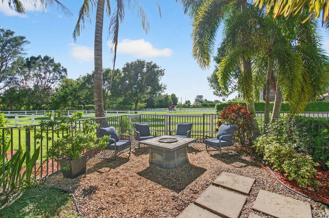 For Sale: $1,397,000 (4 beds, 4 baths, 3464 Square Feet)