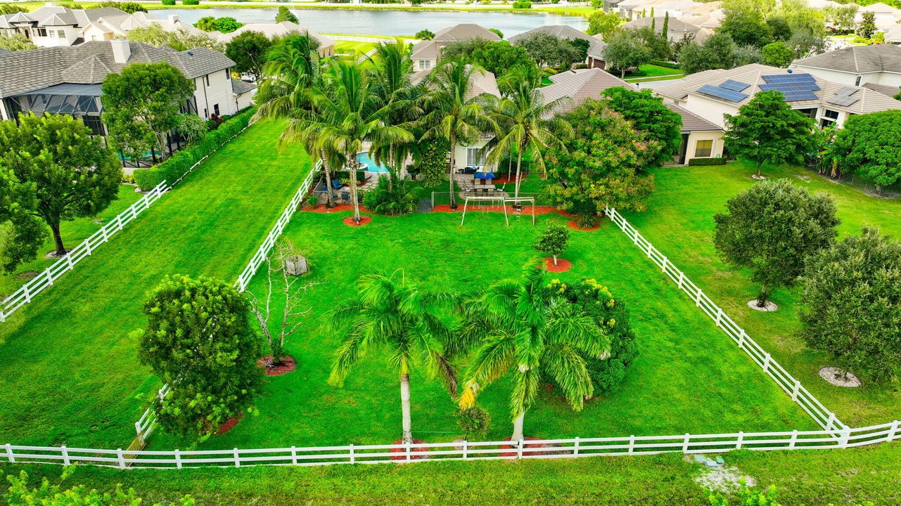 For Sale: $1,397,000 (4 beds, 4 baths, 3464 Square Feet)