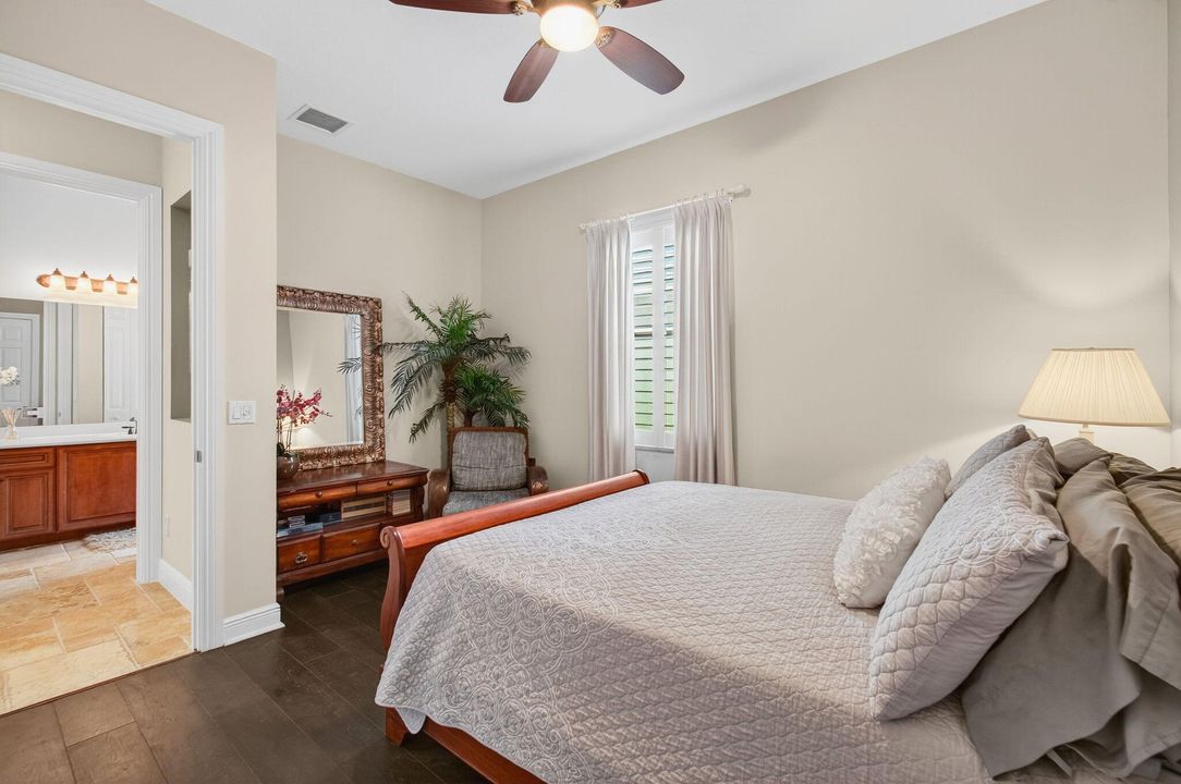 For Sale: $1,397,000 (4 beds, 4 baths, 3464 Square Feet)