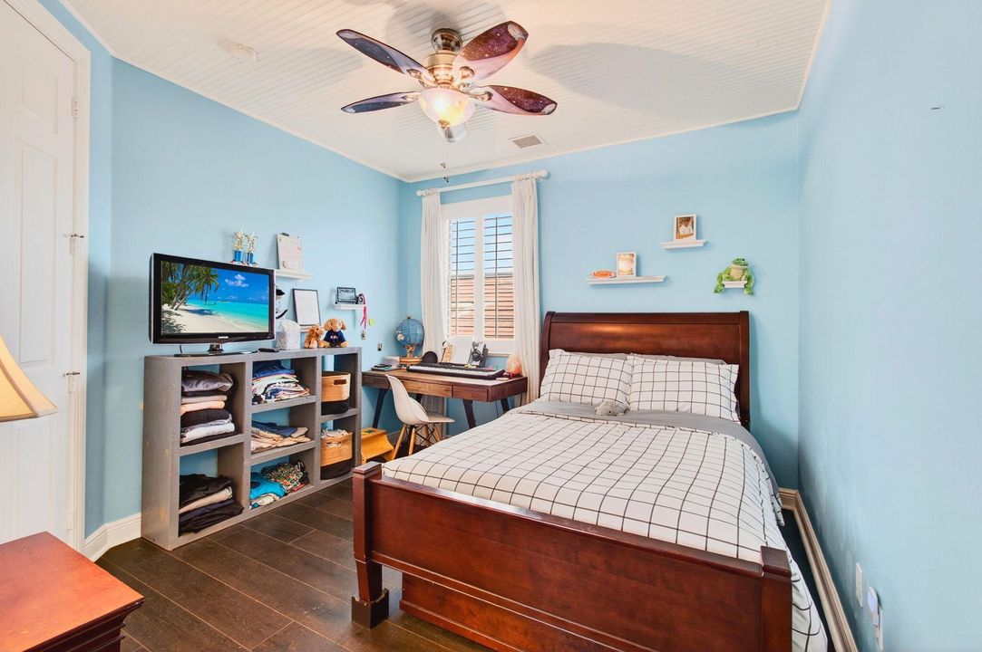 For Sale: $1,397,000 (4 beds, 4 baths, 3464 Square Feet)