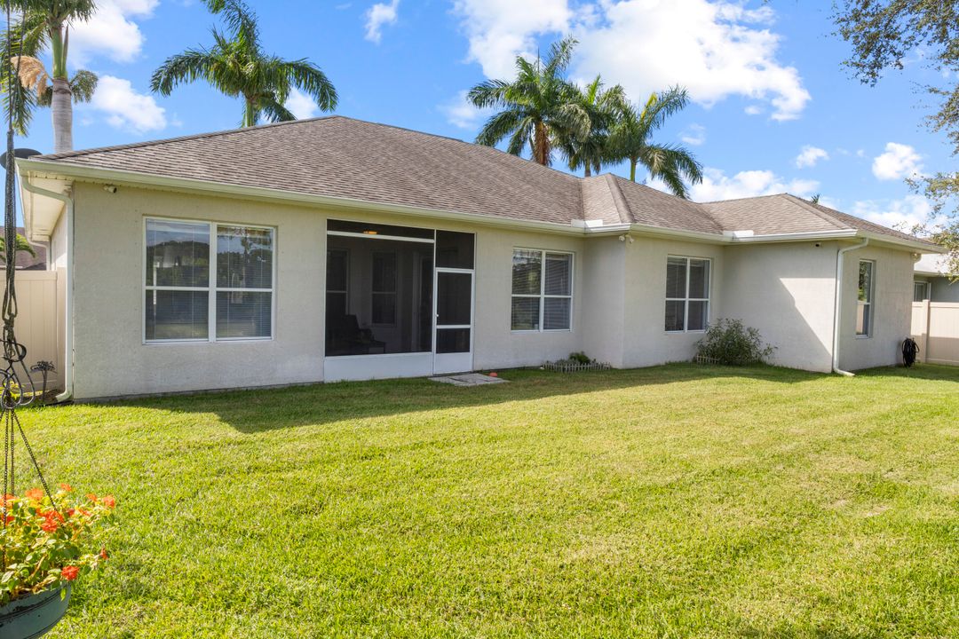 На продажу: $499,000 (4 спален, 2 ванн, 2417 Квадратных фут)