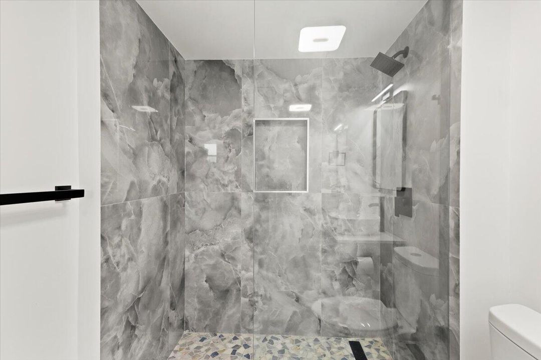 En Venta: $213,500 (2 camas, 2 baños, 975 Pies cuadrados)