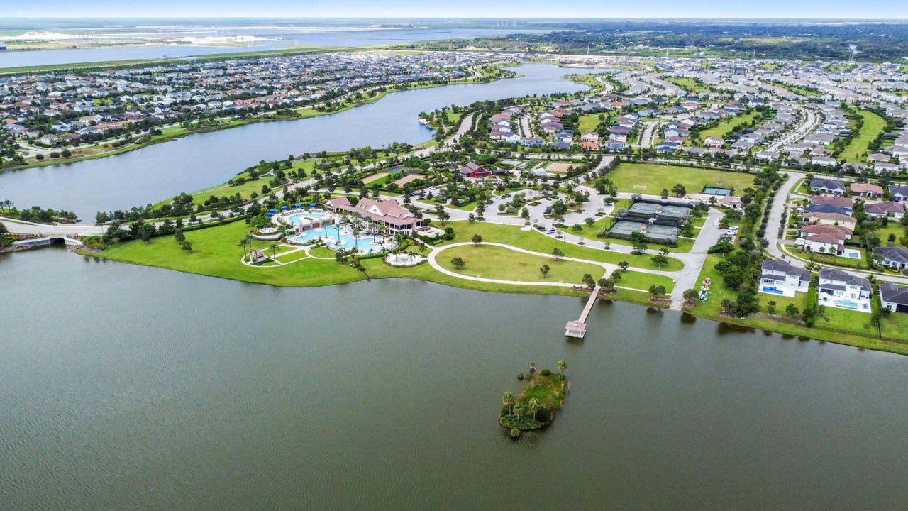 For Sale: $835,000 (4 beds, 3 baths, 2396 Square Feet)