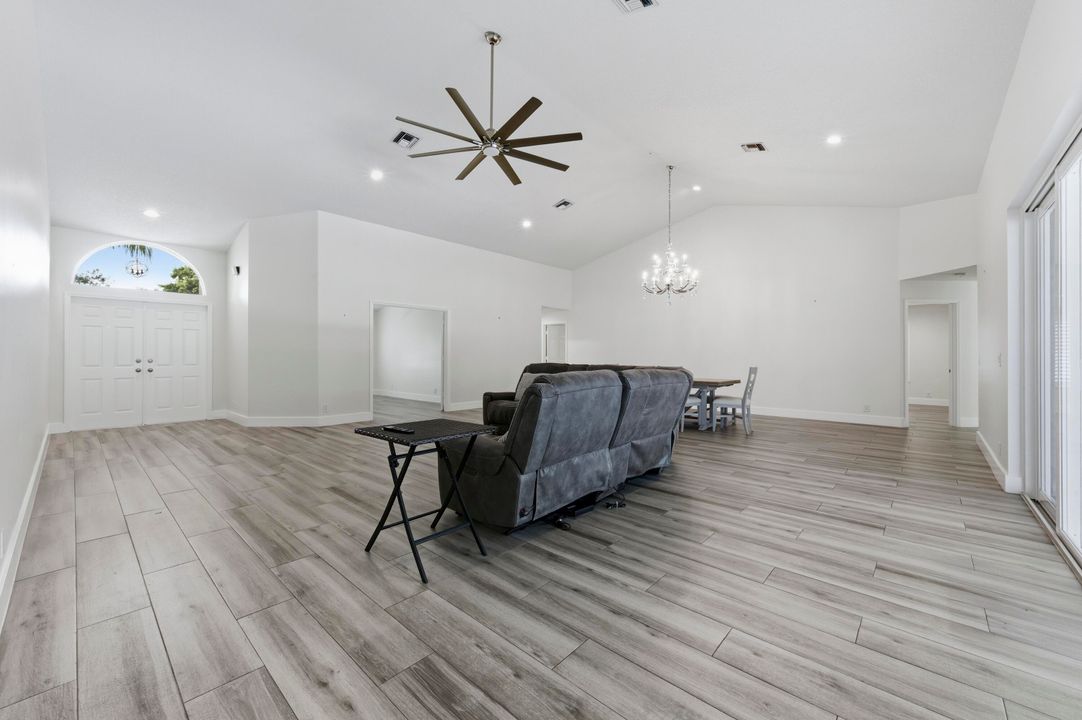 Active With Contract: $5,700 (4 beds, 3 baths, 2725 Square Feet)