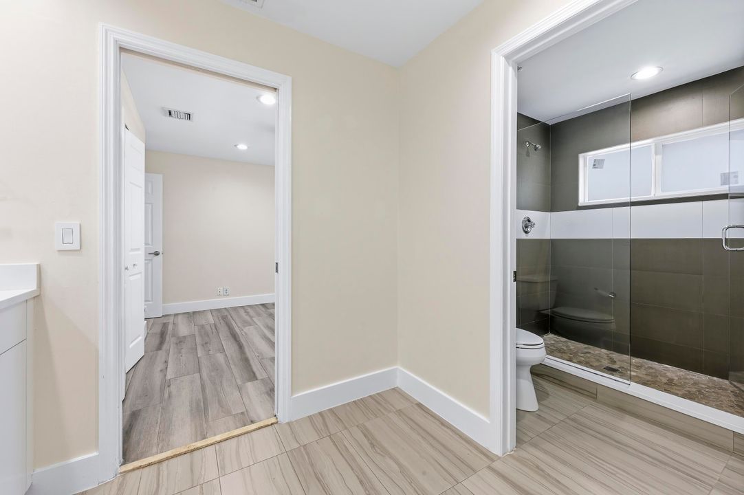 Active With Contract: $5,700 (4 beds, 3 baths, 2725 Square Feet)