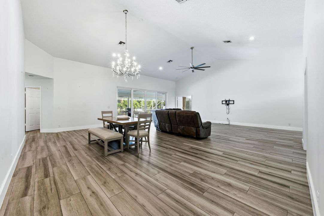 Active With Contract: $5,700 (4 beds, 3 baths, 2725 Square Feet)