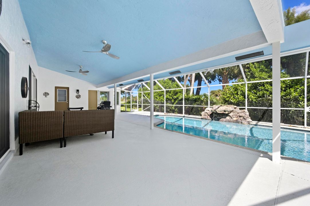 Active With Contract: $5,700 (4 beds, 3 baths, 2725 Square Feet)