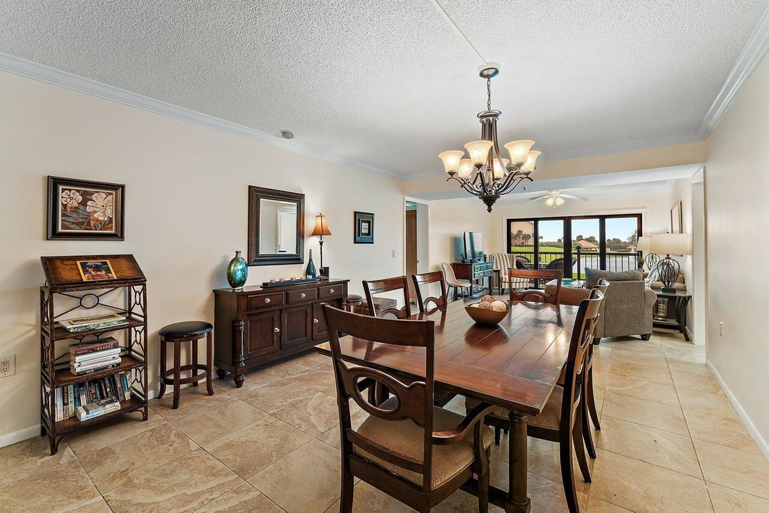 Под контрактом: $6,500 (2 спален, 2 ванн, 1385 Квадратных фут)