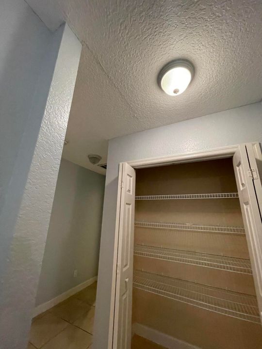 Active With Contract: $2,450 (3 beds, 2 baths, 1566 Square Feet)