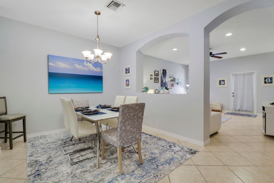 Activo con contrato: $525,000 (3 camas, 2 baños, 1843 Pies cuadrados)