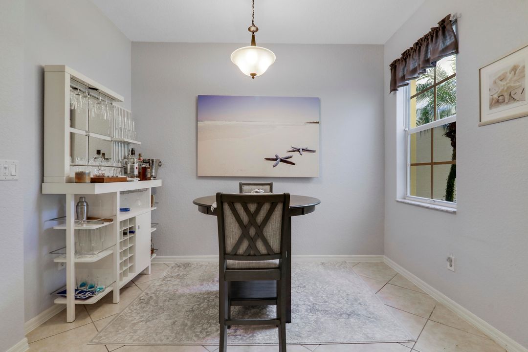 Activo con contrato: $525,000 (3 camas, 2 baños, 1843 Pies cuadrados)