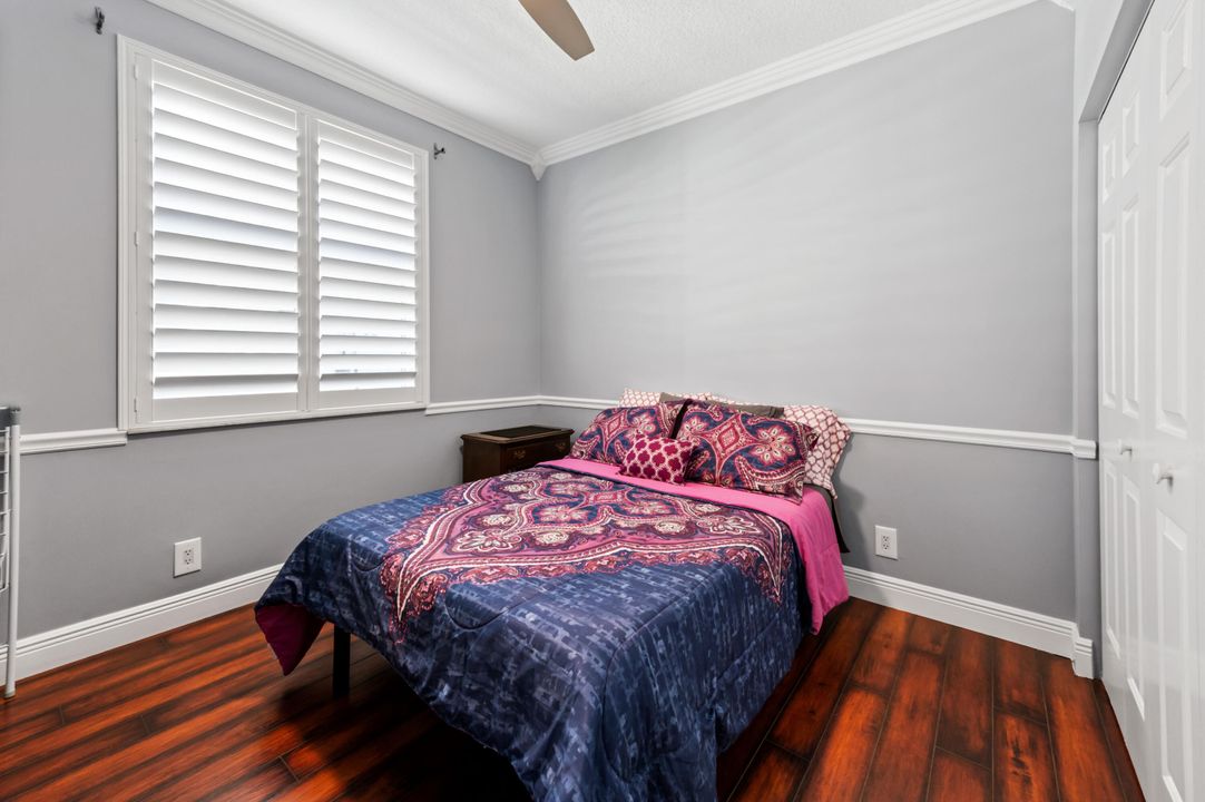 合同活跃: $825,000 (4 贝兹, 3 浴室, 2367 平方英尺)