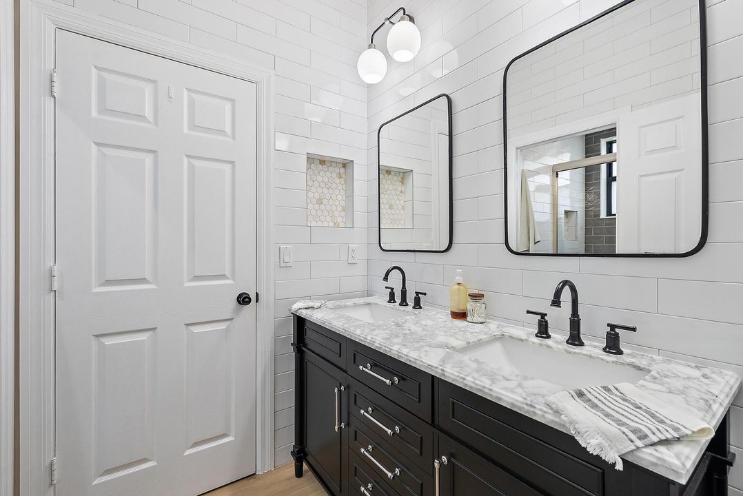 待售: $1,790,000 (4 贝兹, 3 浴室, 3242 平方英尺)