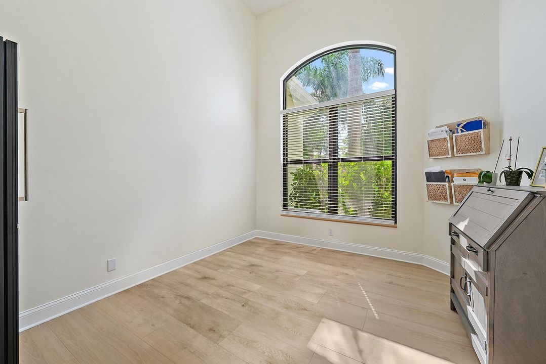 待售: $1,790,000 (4 贝兹, 3 浴室, 3242 平方英尺)